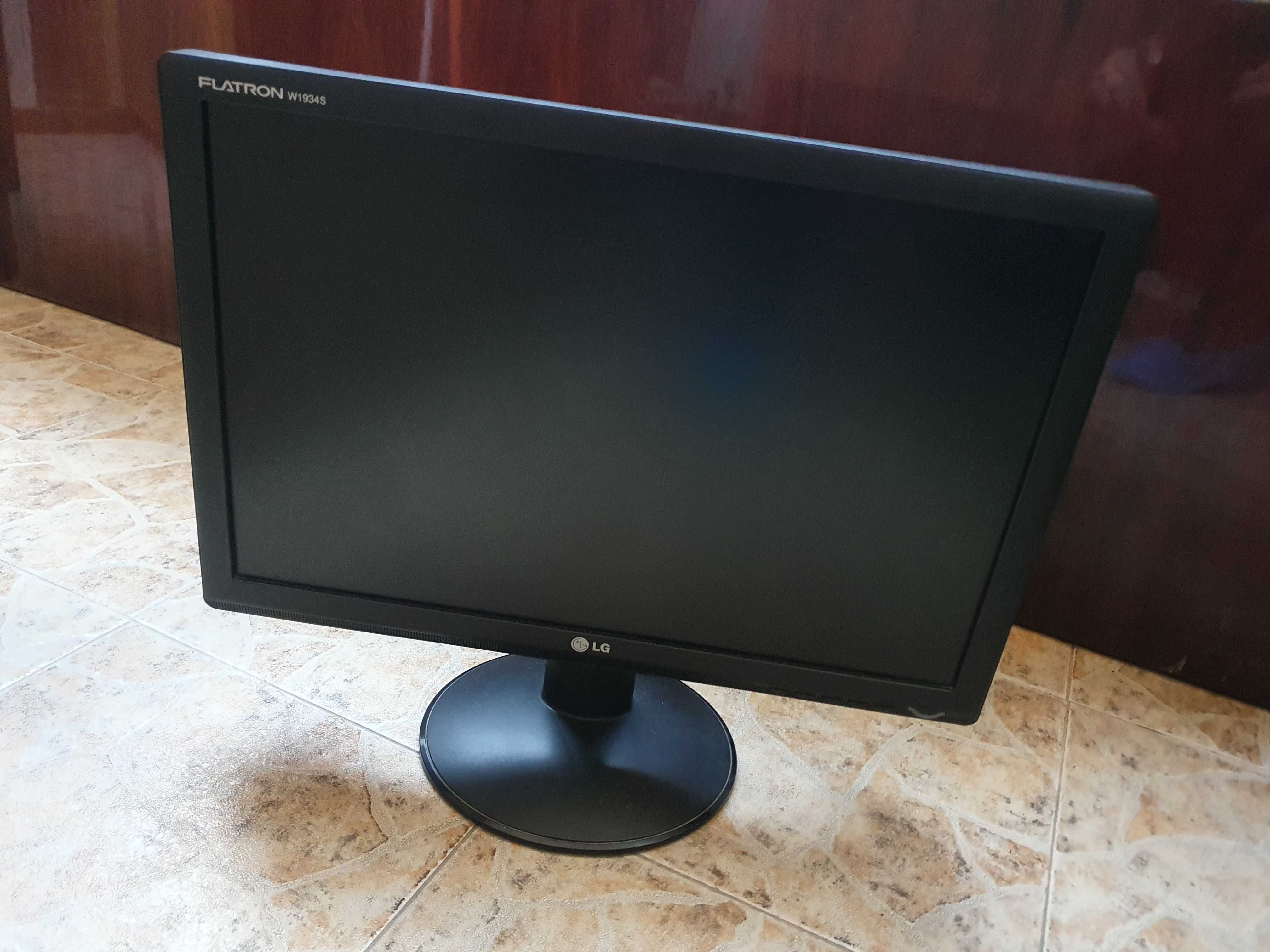 Монитор LG Flatron W1934S
