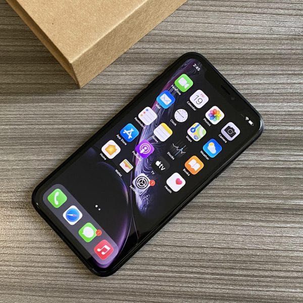 iPhone XR 64 Гигабайт