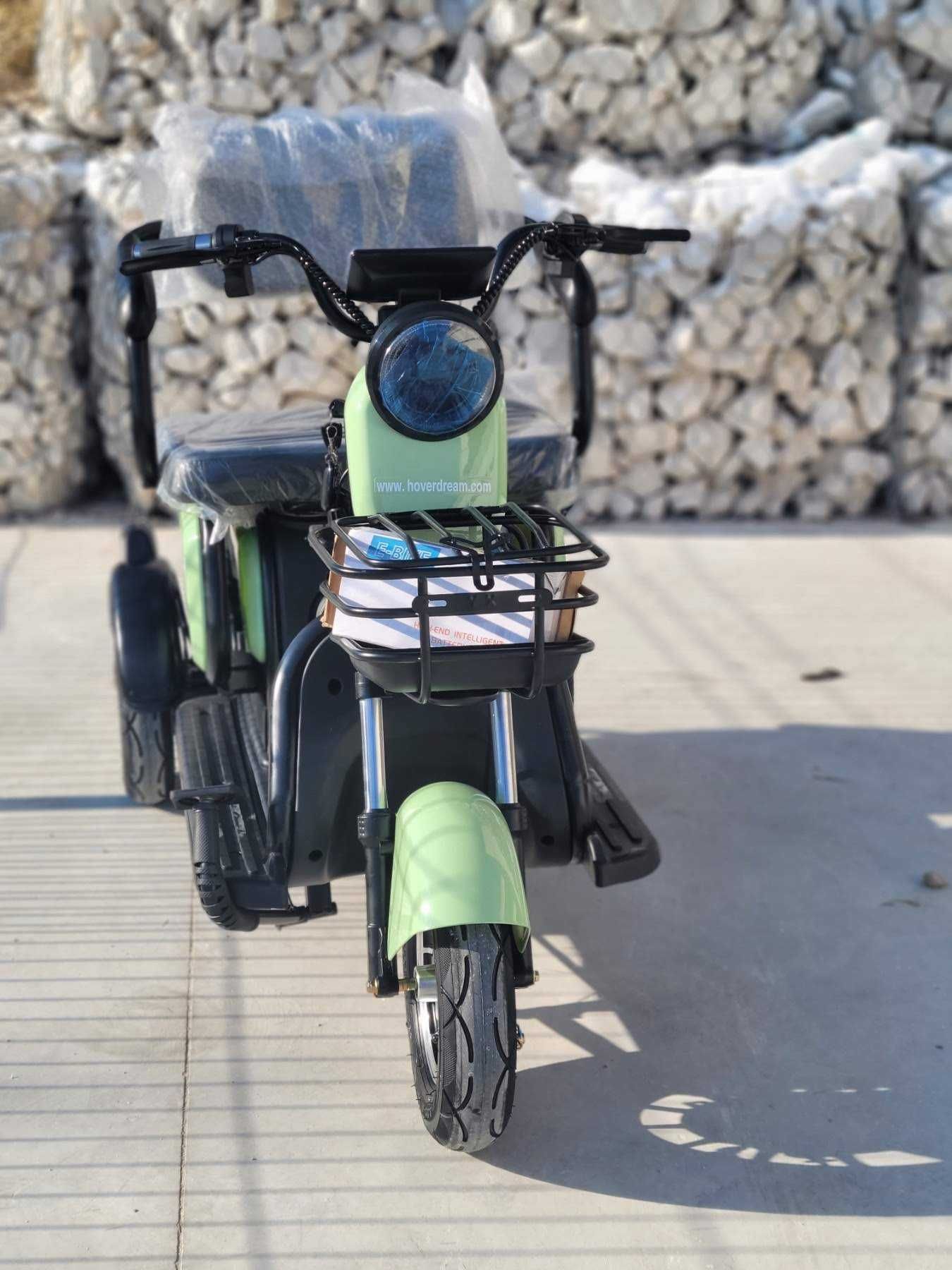 Нова електрическа триколка Maxi
