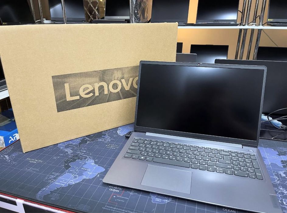 Lenovo ideapad 3 - Для работы Core i3-1215U/8Gb/256Gb