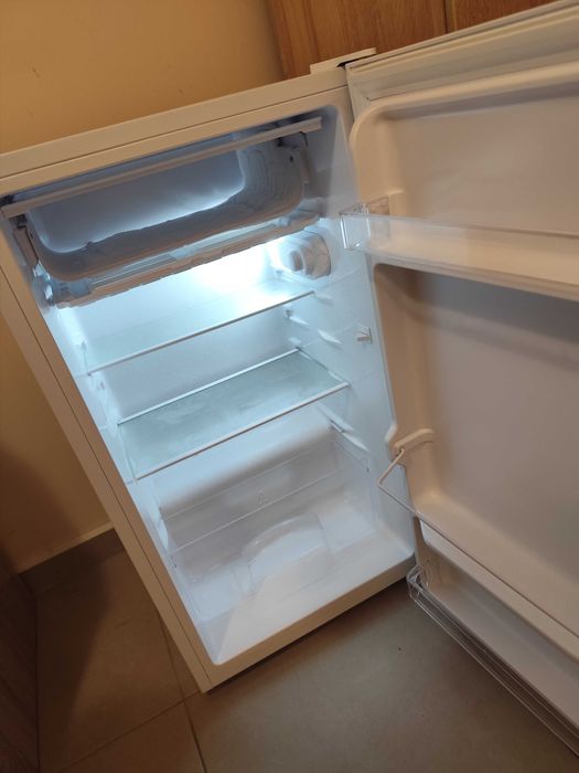 Хладилник Crown energy class E