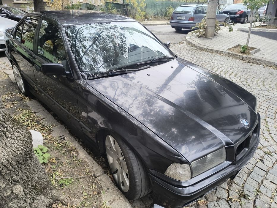 BMW е36 M50B25 седан без ръжди