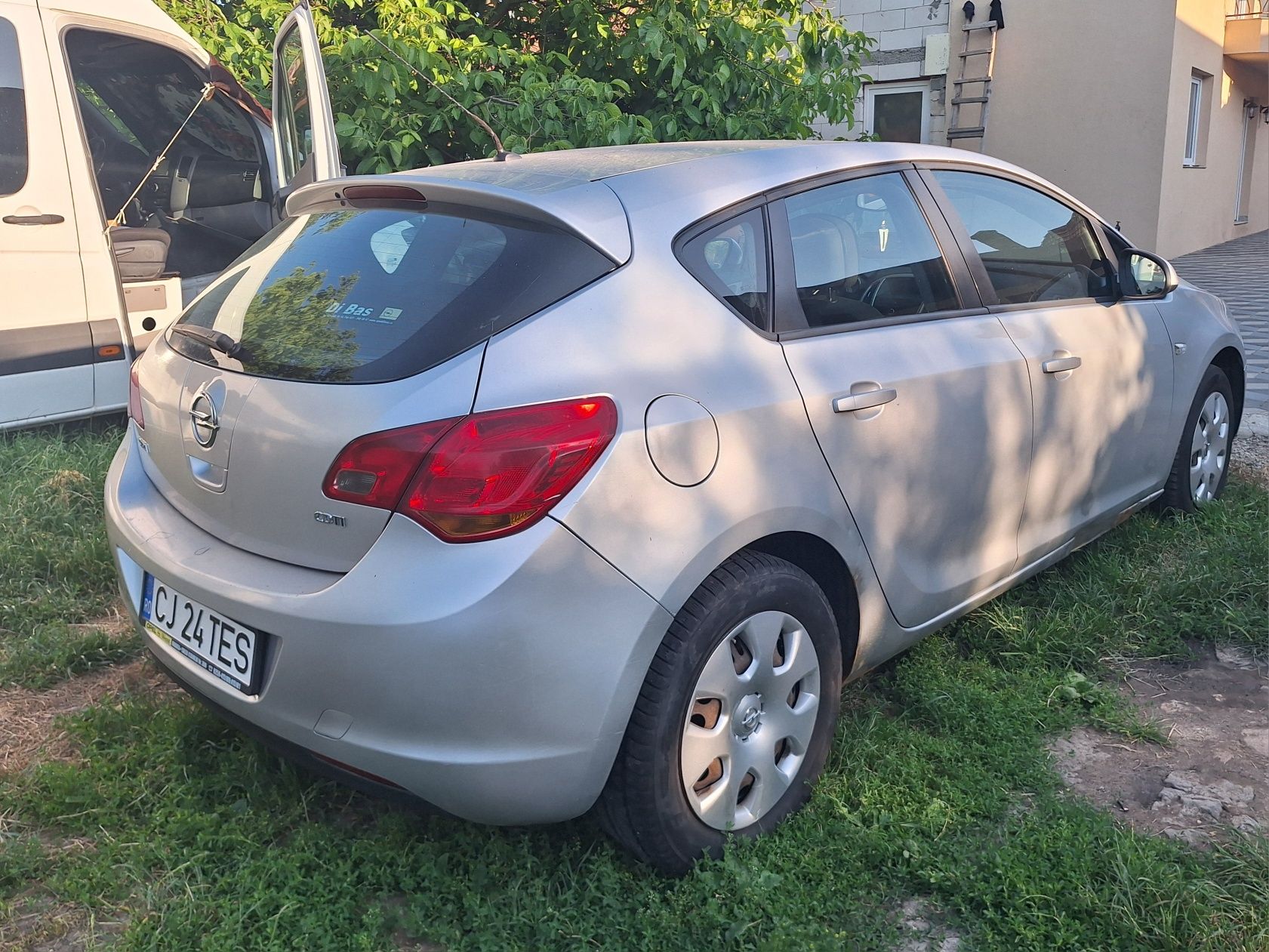 Opel astra J 2010 1.7Diesel Fiscal pe Loc