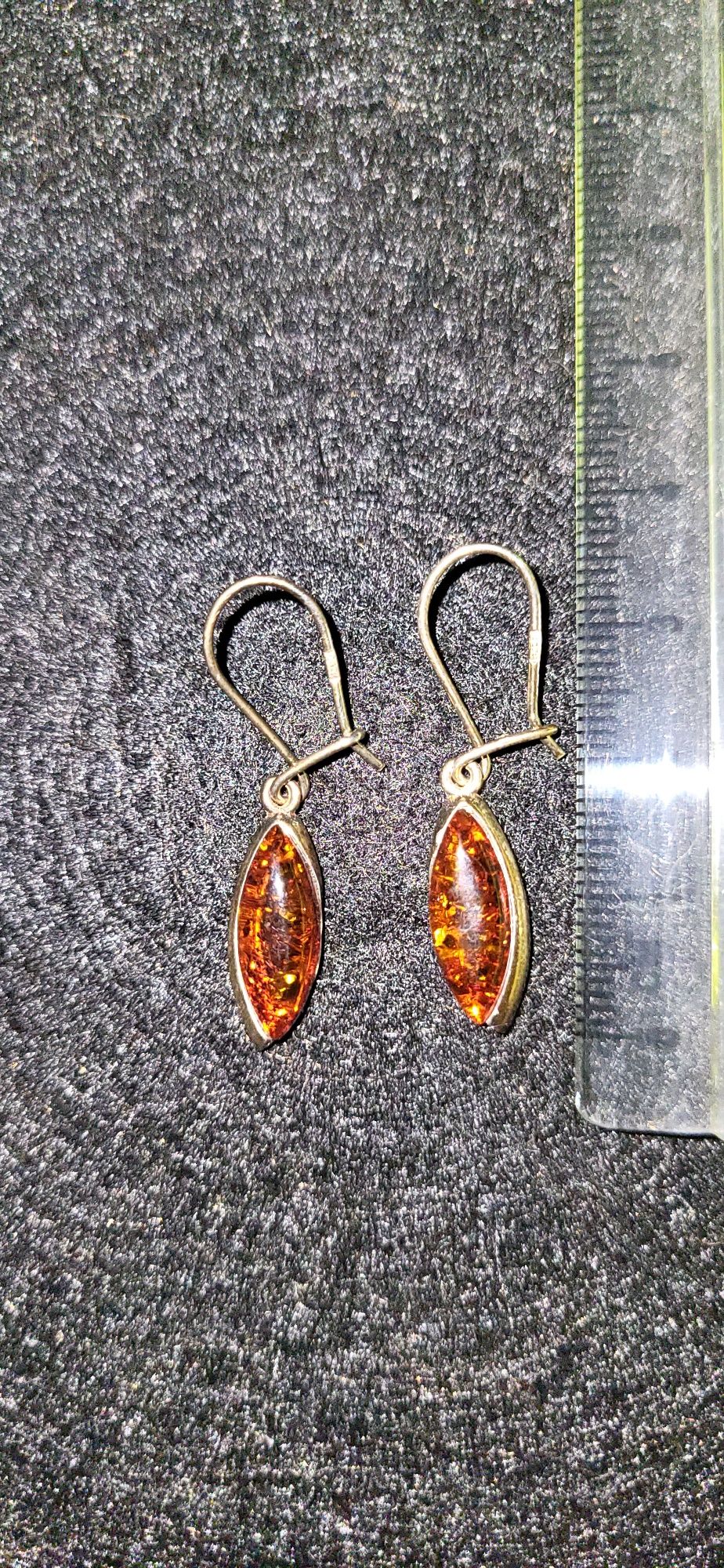 Сребърни бижута пр.925 с кехлибар