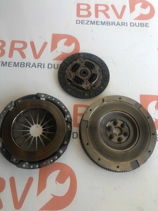 Kit ambreiaj  pt Ford Fiesta ,Ford Puma ,Ford Focus  Euro 6 1.0 tfsi