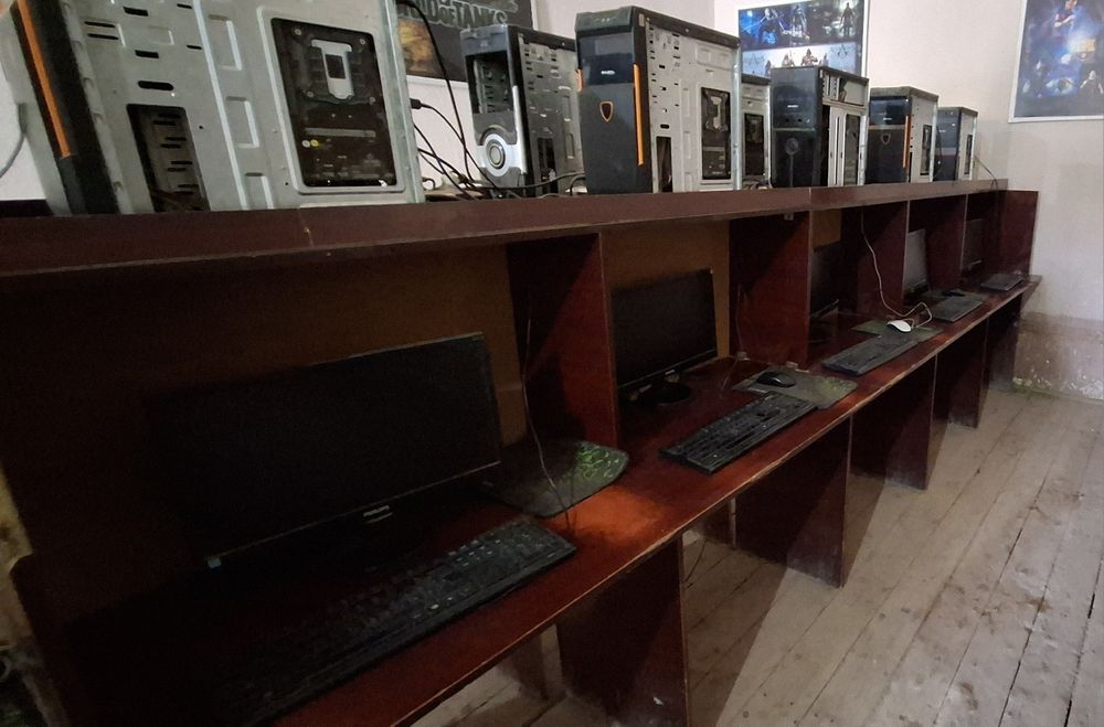 14ta kompyuter sotiladi donasi 2,500,000 dan