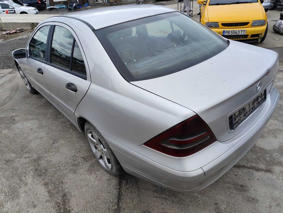 Mercedes-Benz C 220 2.0CDI - 116к.с - 2001г. на части