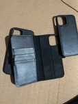 2 Huse Iphone 12 Pro si o husa iphone 13 pro Max noua