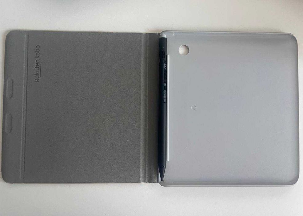 Kobo Libra Colour ca nou cu Kobo Stylus 2, husa si folie incluse