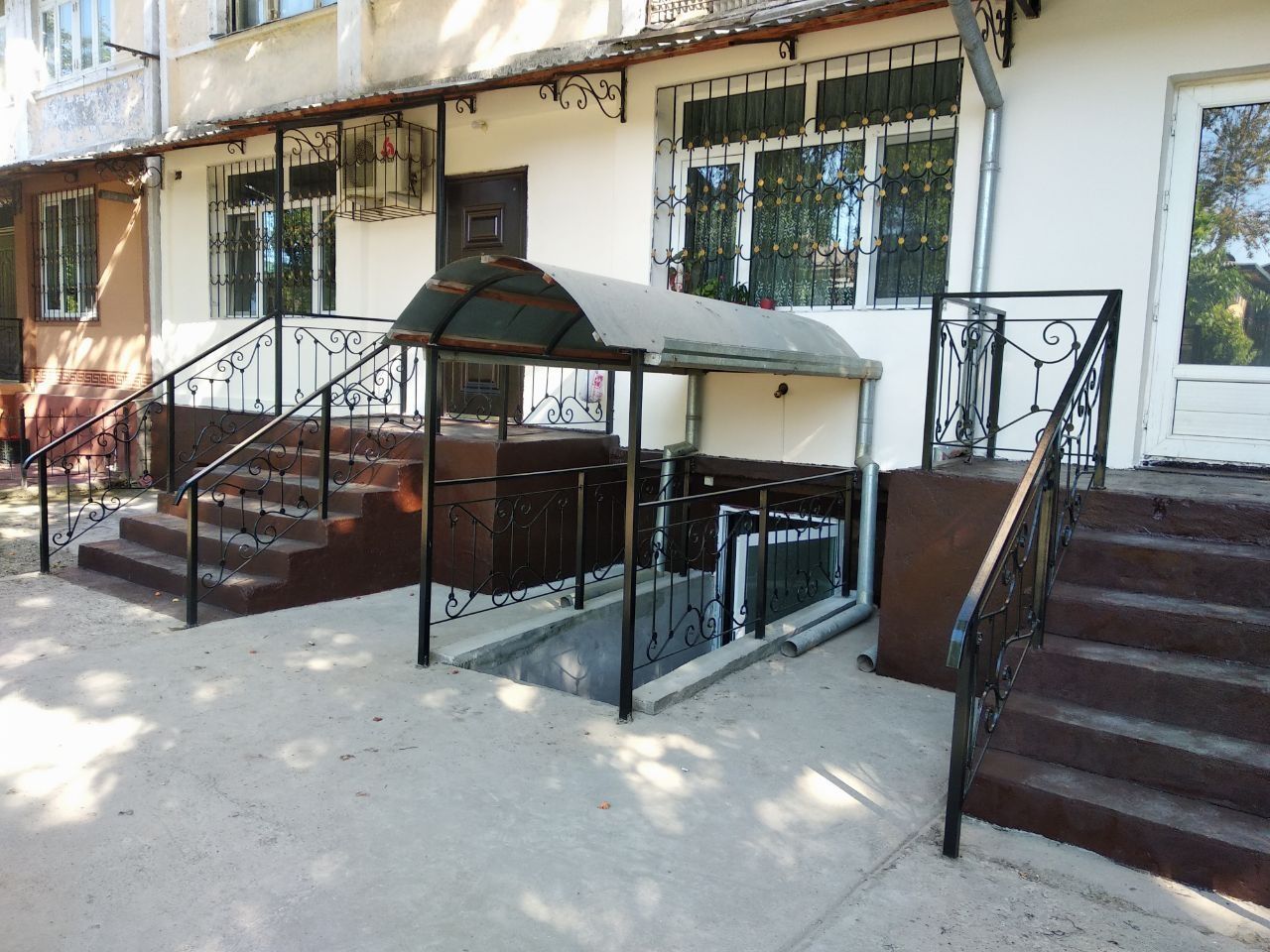 Продам 4 ком.квартиру  на Сергели-1