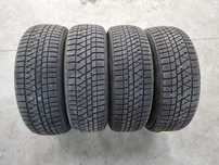 4 Anvelope IARNA 215.65.17 "Kumho" ; stare foarte buna