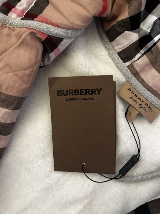 Hanorac burberry gri