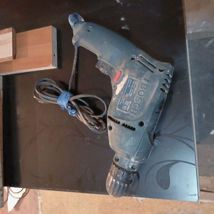 продаю инструменты нуждаються в ремонте