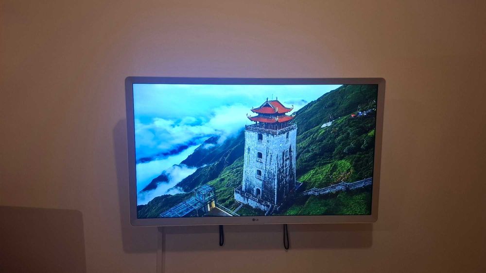 TV LG 32LK6200PLA perfect funcțional 80CM