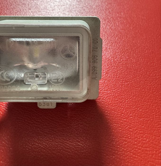 Ornament superiror pentru porbagaj electric mercede w213