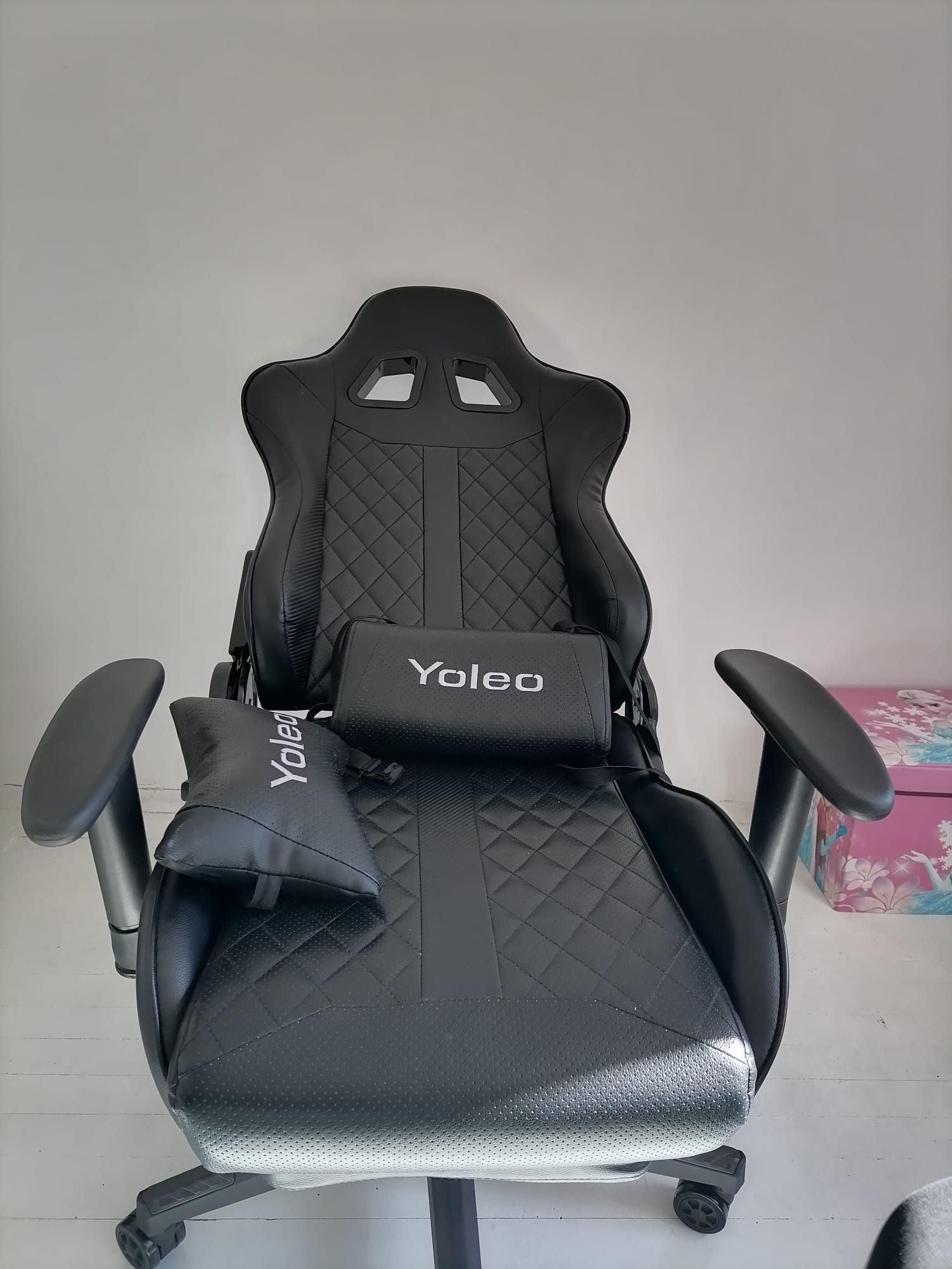 Yoleo gaming  chair  геймърски стол  йолео