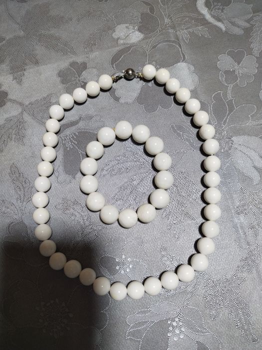 Набор бусы и браслет (бижутерия) качественные