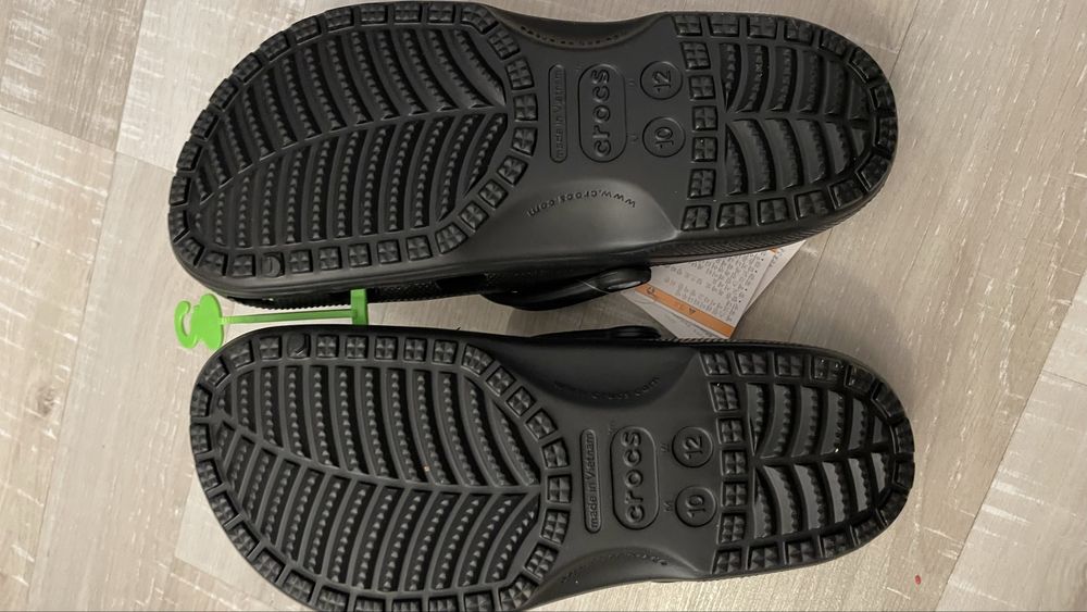 Crocs черни чехли