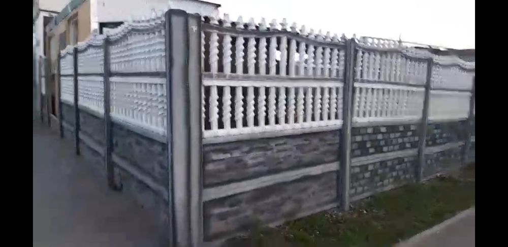 Плиты заборные  кирпичи