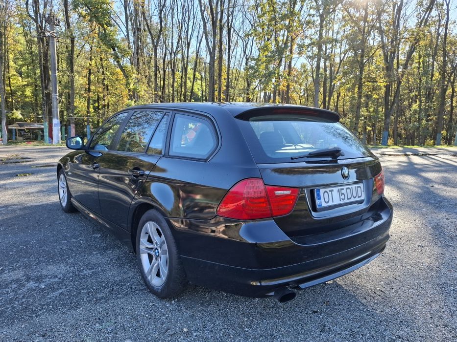 Bmw e91 2.0 143cp 2009