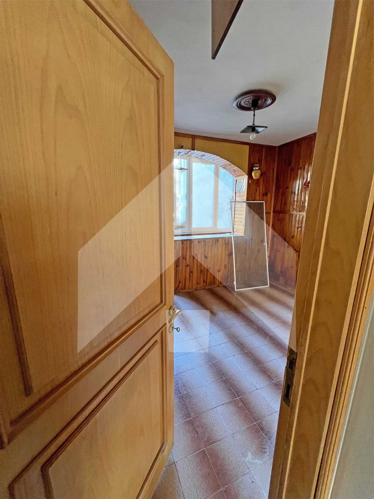 Продава се Двустаен апартамент в Нови пазар - 60 кв.м за 1148 €/кв.м - Снимка #3