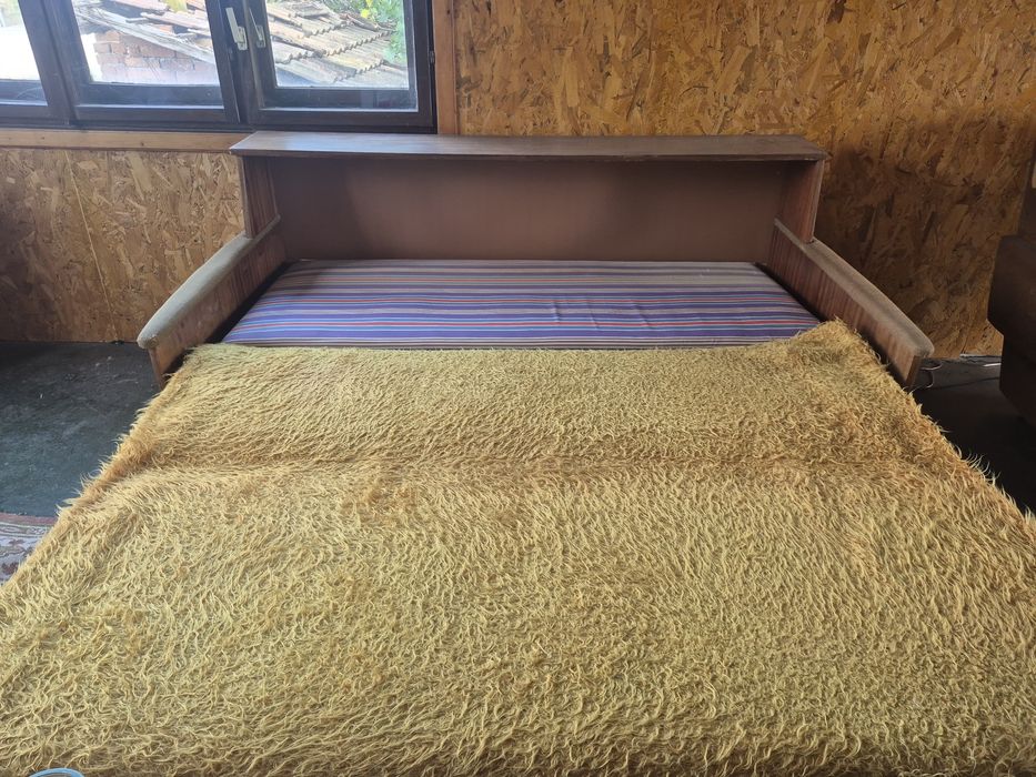 Продавам холно обзавеждане