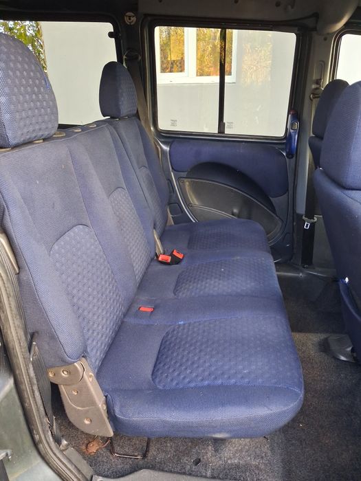 Vând fiat doblo 1.9