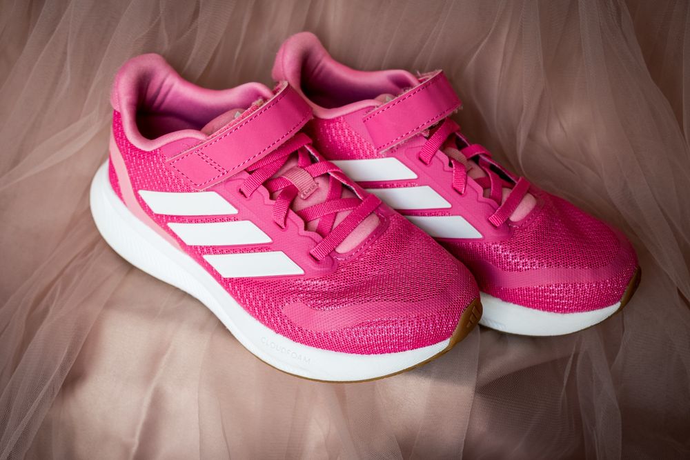 Adidasi Adidas marimea 32 + balerini noi mărimea 32