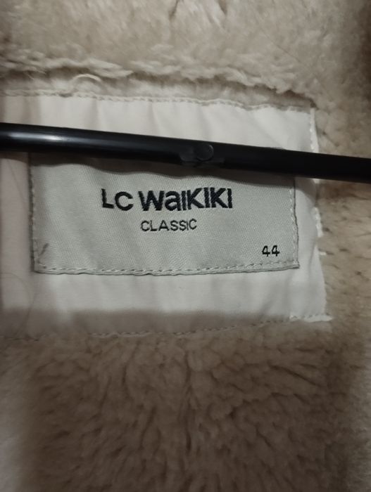 Зимно яке с качулка LC waikiki