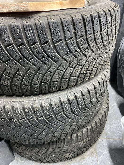 Резина зимяя Michelin 265/65/17