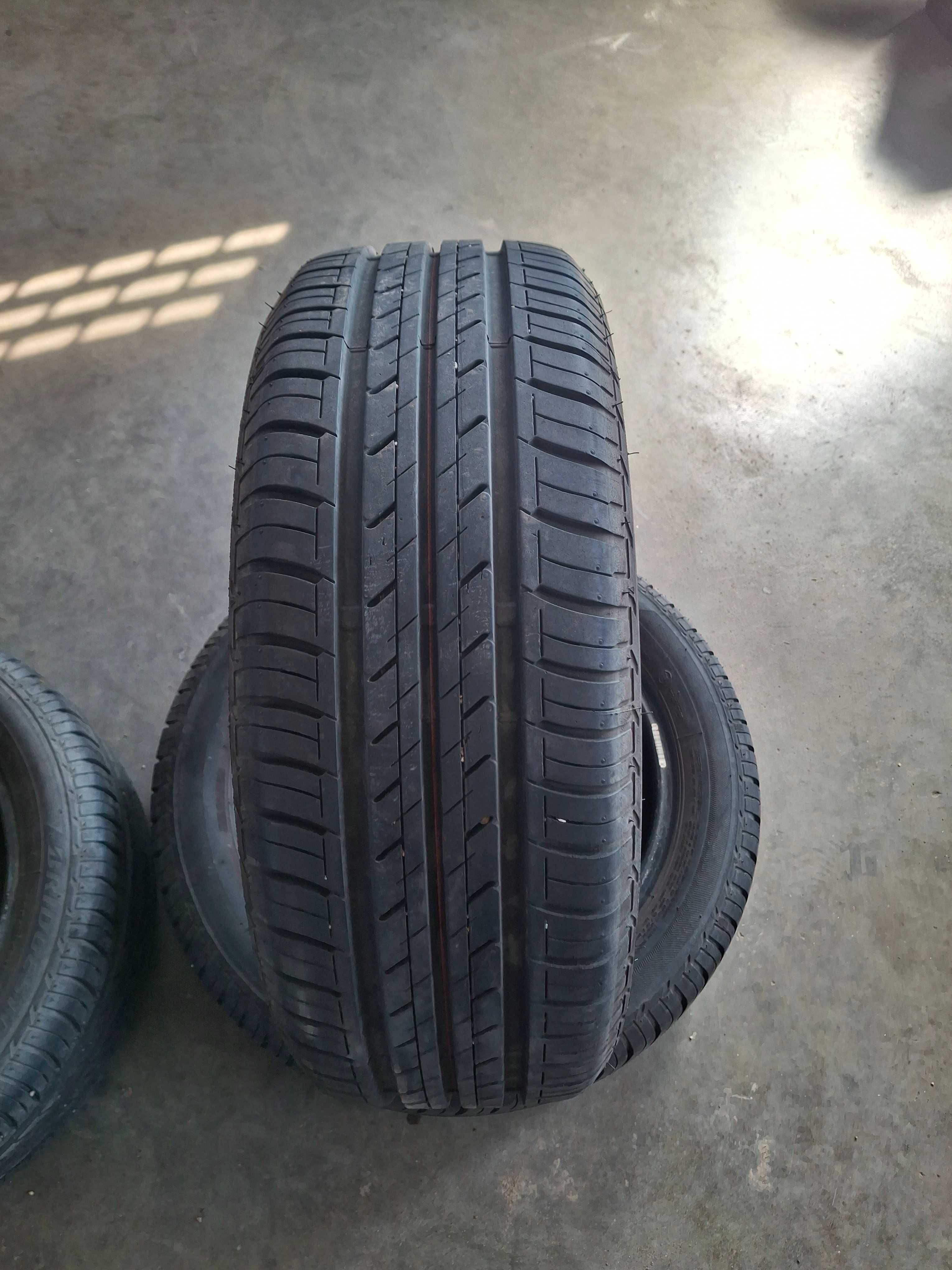 4бр. летни гуми 185/55/15 Bridgestone