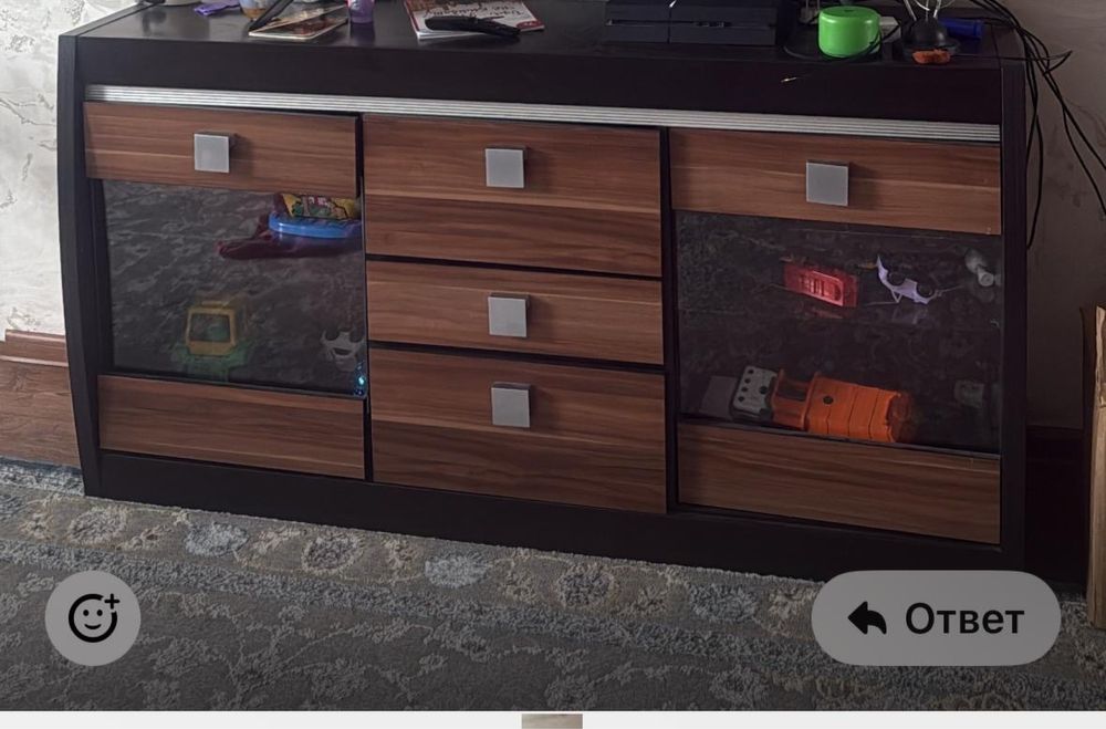 Подставка для телевизора