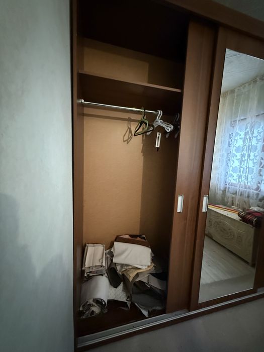 Продается шкаф купе