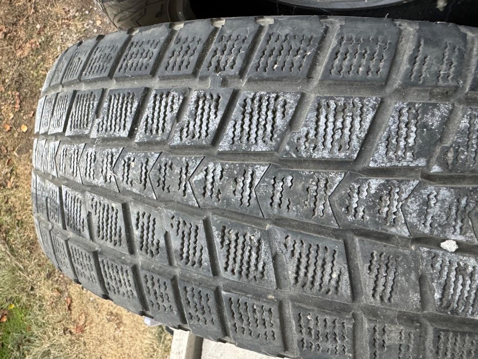 Продам шины  215/65/16 в отличном состоянии