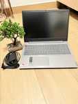 Laptop Lenovo gri