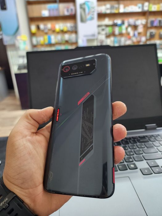 Asus rog phone 6 16/512 black
