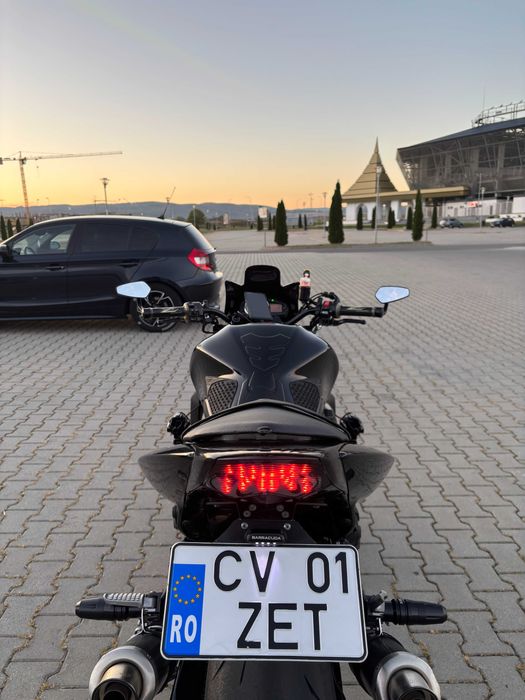 Kawasaki Z1000 Naked - Touring Edition