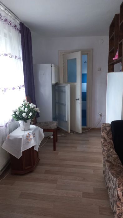 Garsonieră de închiriat