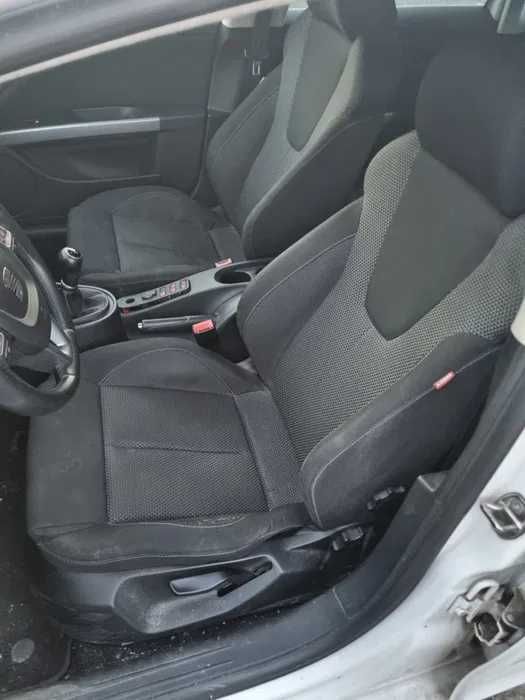 Scaun stanga (sofer) pentru Seat Leon 1p (2005-2012)