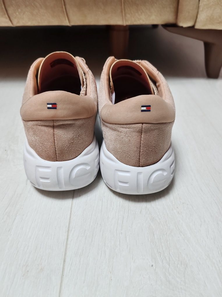 Adidași/ pantofi sport Tommy Hilfiger original