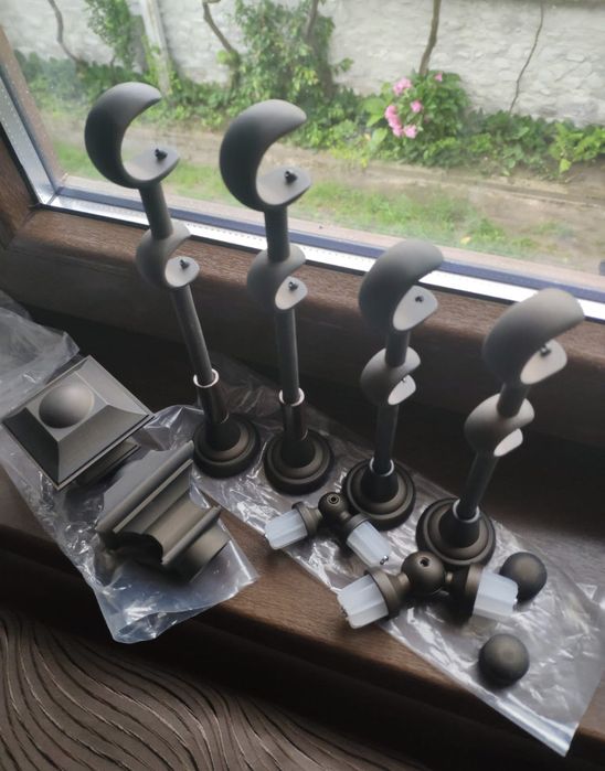 Asigur montaj galerie, corpuri iluminat, oglinda baie