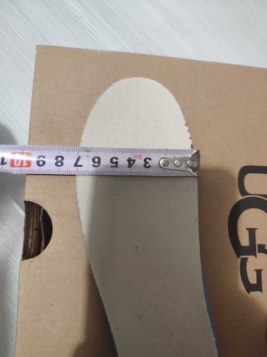 Водоустойчиви детски ботушки/боти марка UGG номер 32