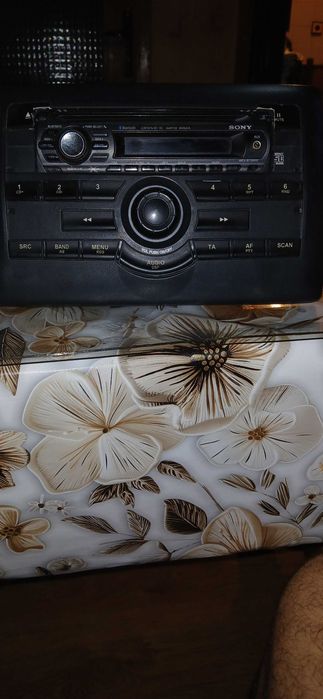 Авто CD sony пригодено за фиат стило