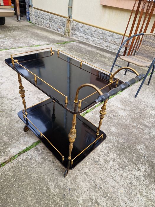 Страхотна антикварна италианска количка за сервиране