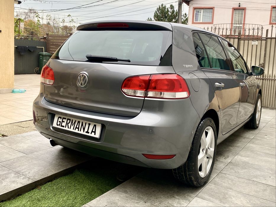 Vw golf 6 benzina automata model 2011 import germania recent