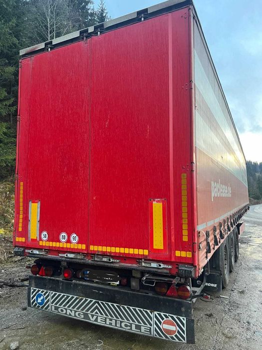 Semiremorca Krone SD