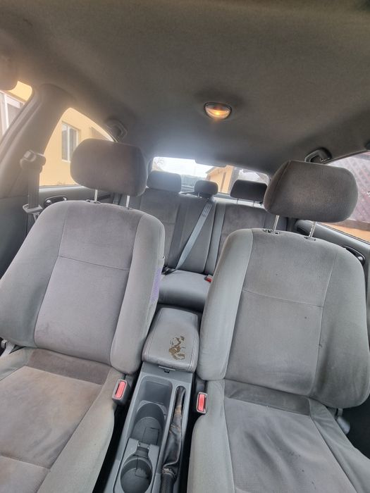 Vând Chevrolet Lacetti Super preț!