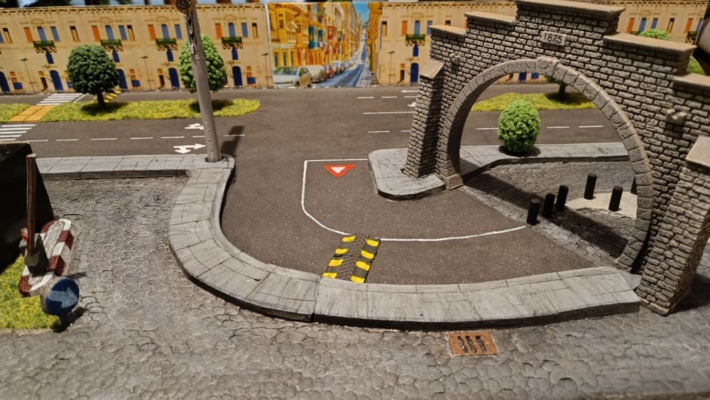 Diorama tip Vitrina cu protectie la praf pentru macheta