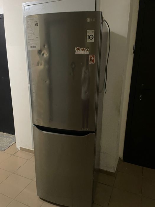 Холодильник 30000