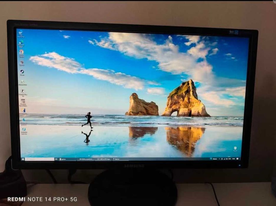 Монитори 23 и 19